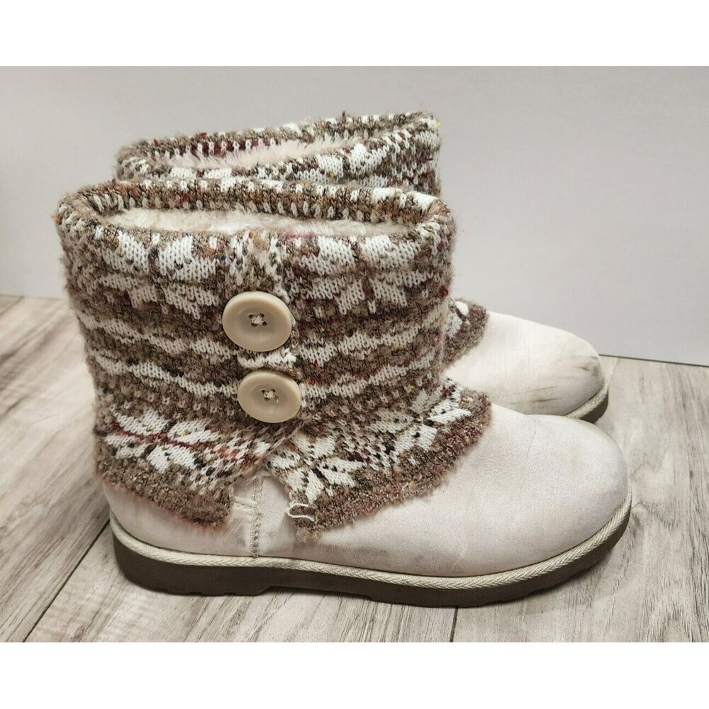MAKALU Kayda Winter White Boots Woman's Size 9